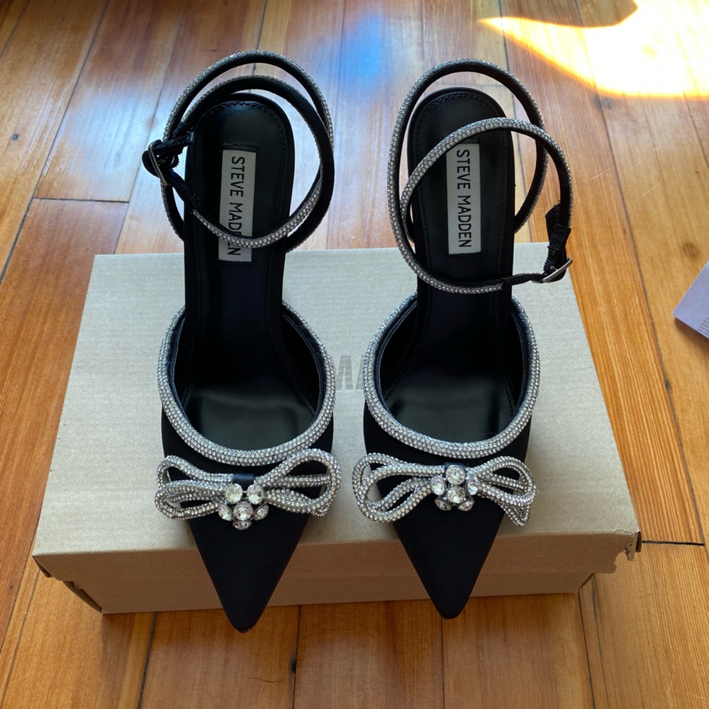 Steve Madden Viable Black heels size 7 - like new